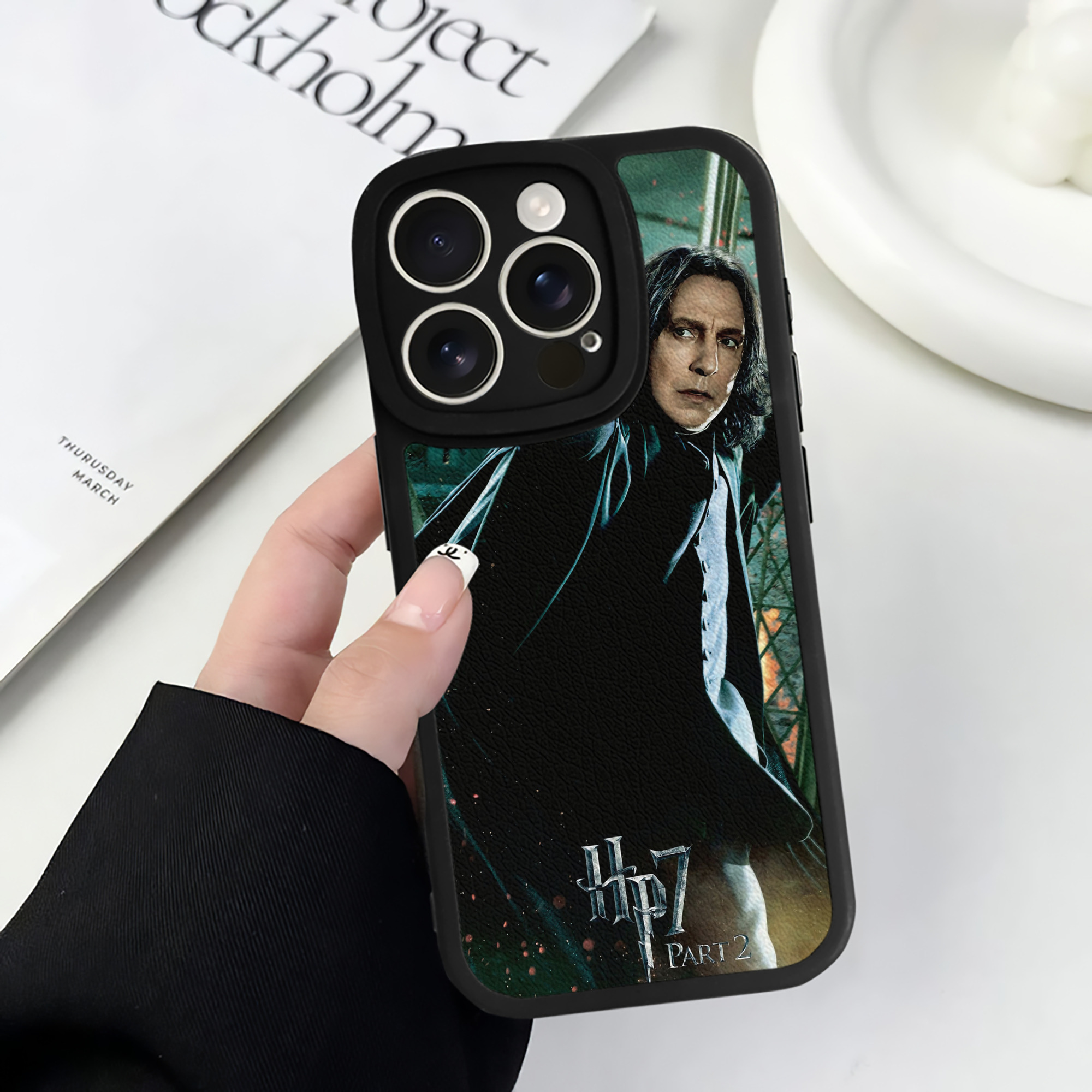 （画像用） Harry Potter ハリー・ポッターシリーズ 【iPhone 16シリーズ対応】シリコンスマホケース（レザー調） 材質：シリコン